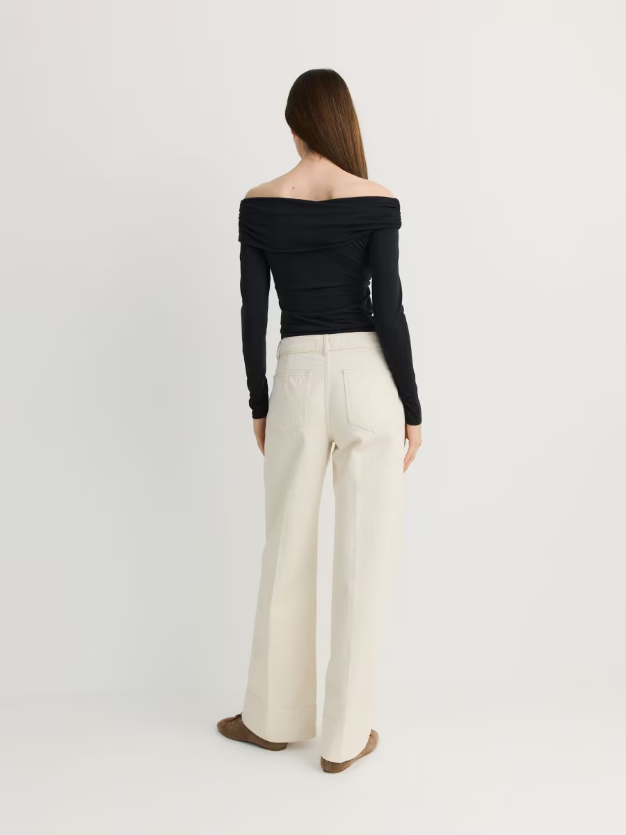 Pantalon à jambes larges et à plis